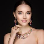 naluda-woman-with-jewelry